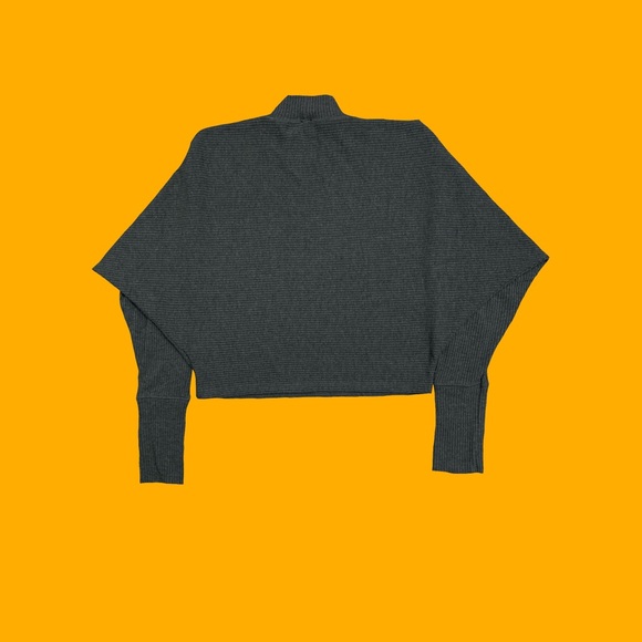 Design Lab Women’s Mock Neck Crop Top - Picture 2 of 7